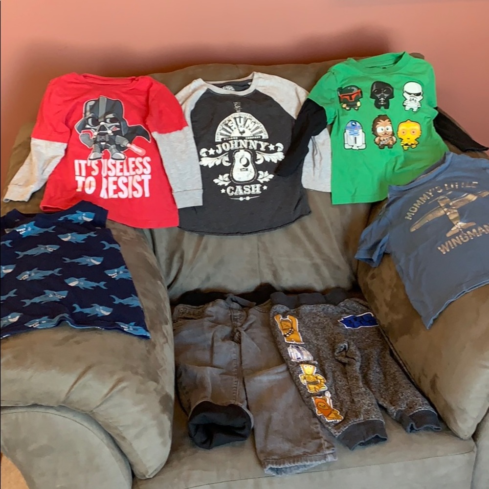 3T Boys. 5 shirts. 2 pants.